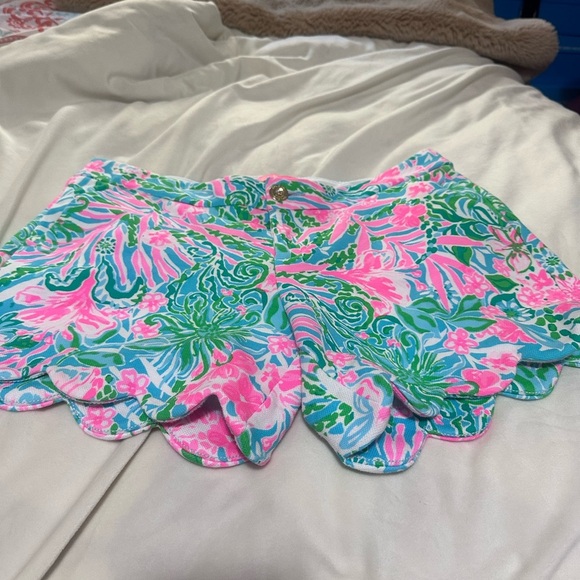 Lilly Pulitzer Buttercup Knit Shorts Amalfi Blue Leaf It Wild. Size 6. - Picture 2 of 5